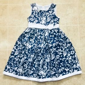 Hawaiian style dress